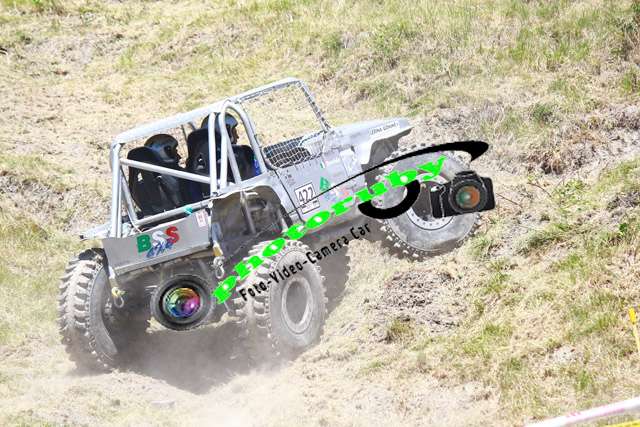  MG 7556